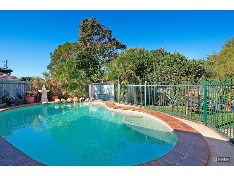 5 Tuffley Court, Kallangur QLD 4503