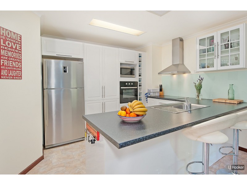 5 Tuffley Court, Kallangur QLD 4503