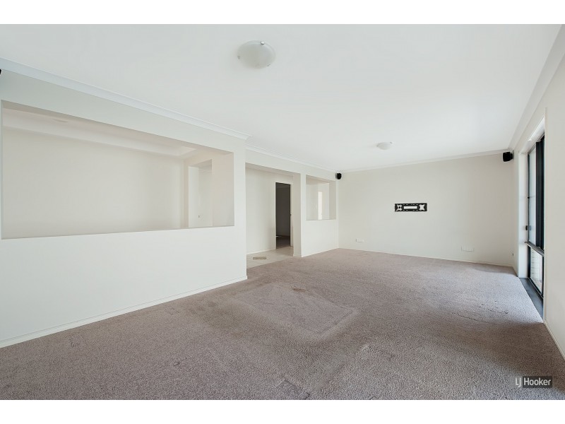 6 Peron Crescent, North Lakes QLD 4509