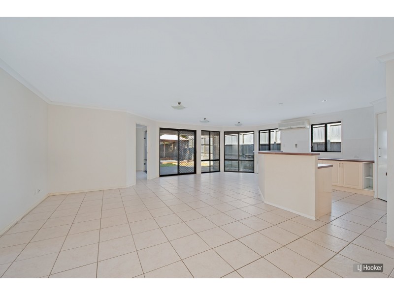 6 Peron Crescent, North Lakes QLD 4509