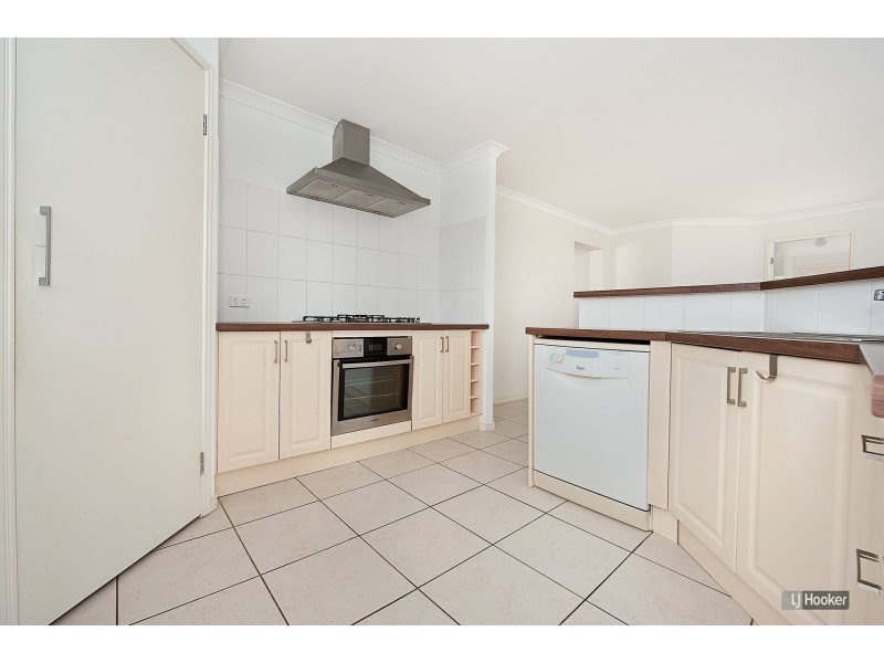 6 Peron Crescent, North Lakes QLD 4509