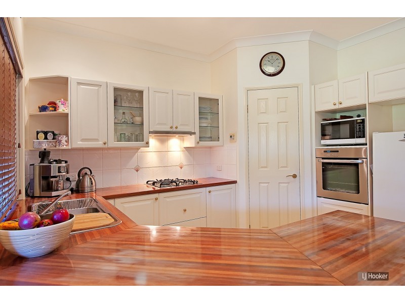 10 Campion Drive, North Lakes QLD 4509