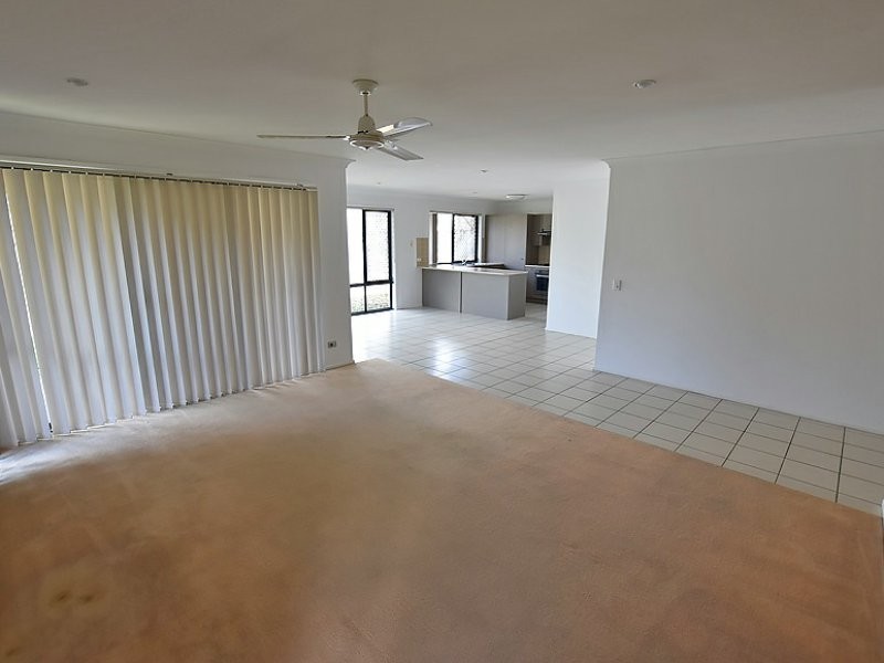 10 Diamond Ave, Kallangur QLD 4503