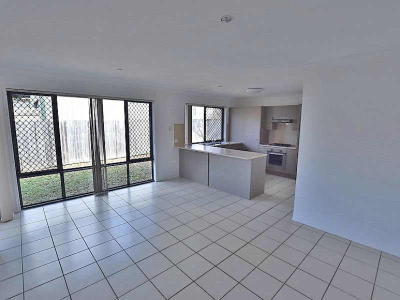 10 Diamond Ave, Kallangur QLD 4503