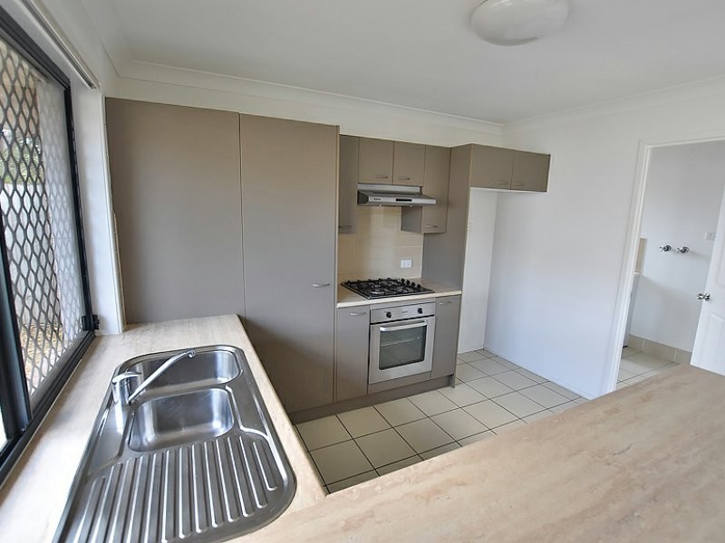 10 Diamond Ave, Kallangur QLD 4503