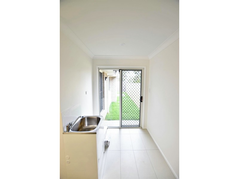 73 Attenborough Circuit, North Lakes QLD 4509