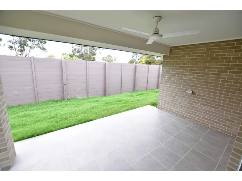 73 Attenborough Circuit, North Lakes QLD 4509