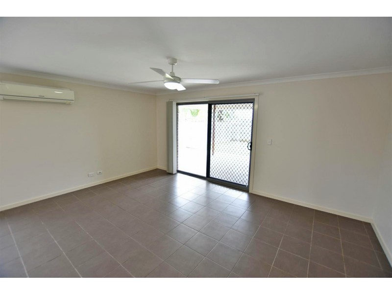 12 Williams Crescent, North Lakes QLD 4509