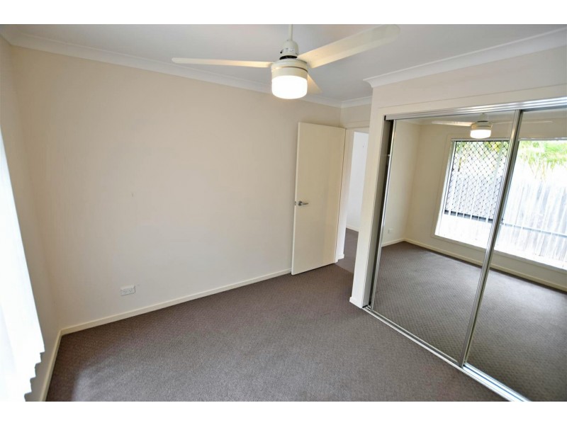 12 Williams Crescent, North Lakes QLD 4509