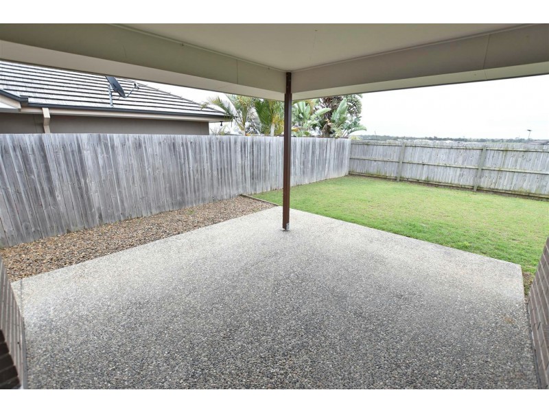 12 Williams Crescent, North Lakes QLD 4509