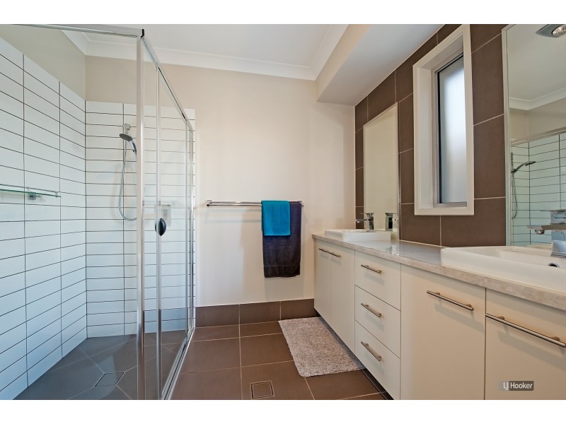 8 Platt Court, Mango Hill QLD 4509