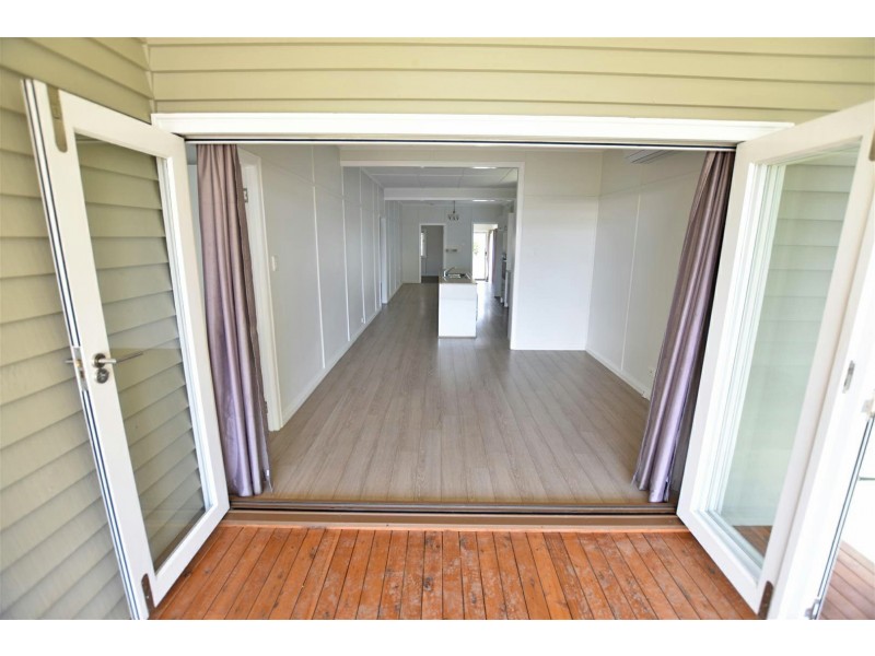 18 Bayview Road, Brighton QLD 4017