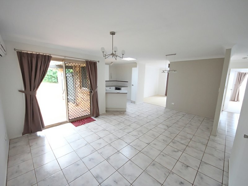 23 Frangipani Court, Kallangur QLD 4503