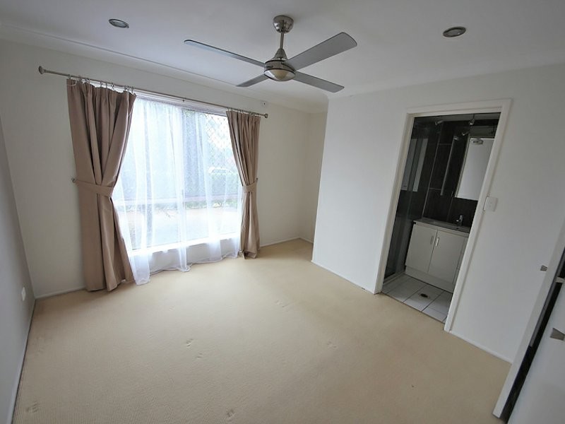 23 Frangipani Court, Kallangur QLD 4503