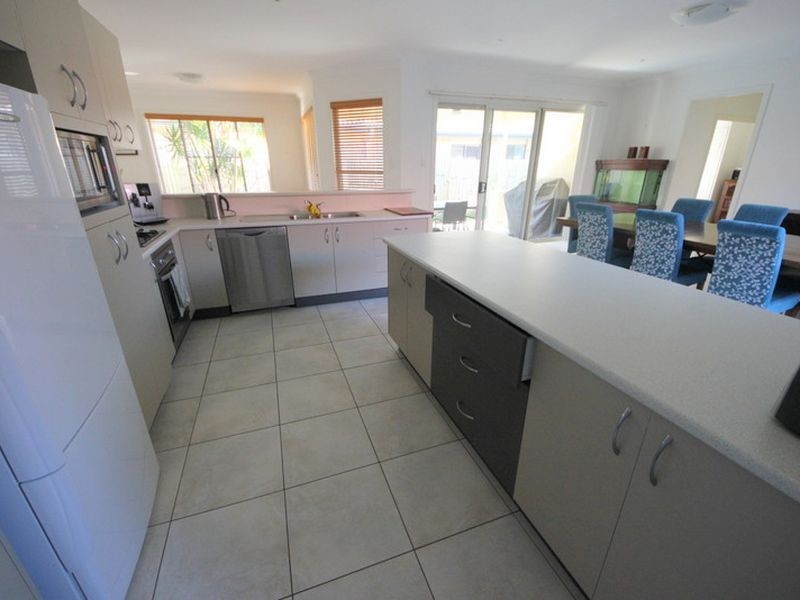 7 Riberry Court, North Lakes QLD 4509