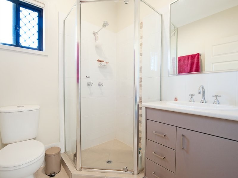 12 Kakadu Court, North Lakes QLD 4509