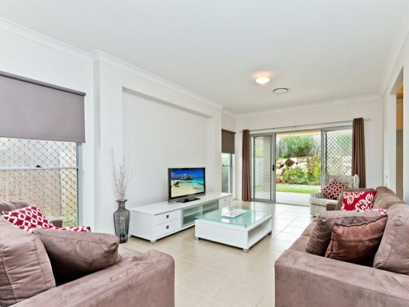 19 Kowari Crescent, North Lakes QLD 4509