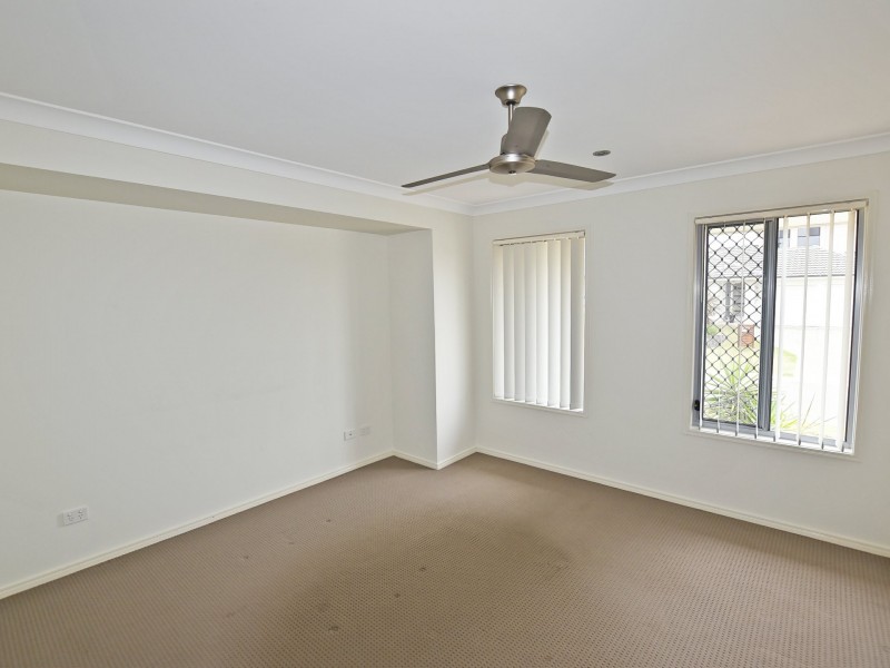 5 Toby Close, Kallangur QLD 4503