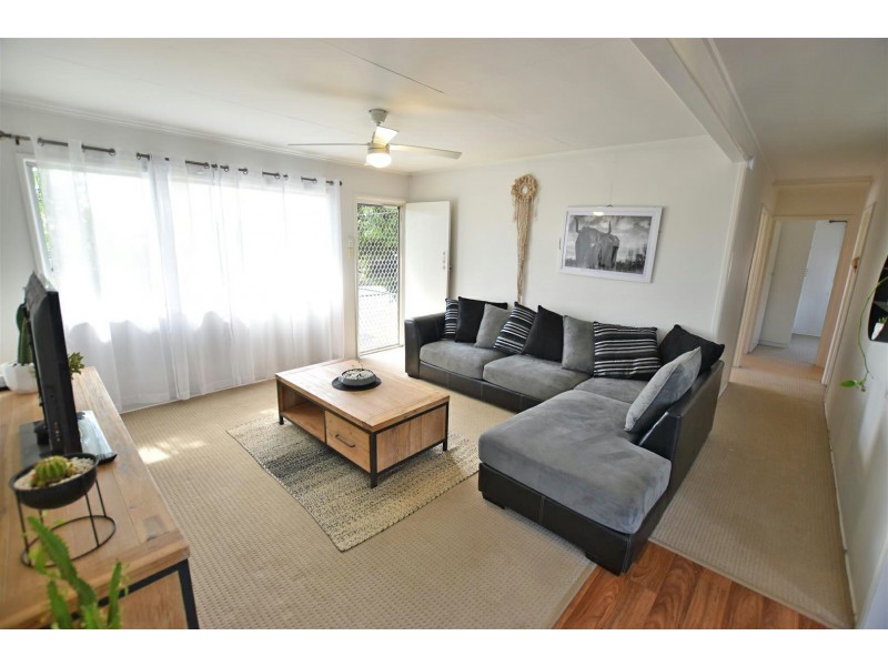 3 Evelyn Street, Kallangur QLD 4503