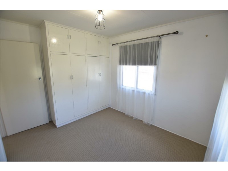 3 Evelyn Street, Kallangur QLD 4503