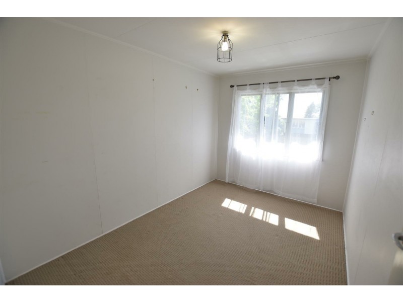 3 Evelyn Street, Kallangur QLD 4503