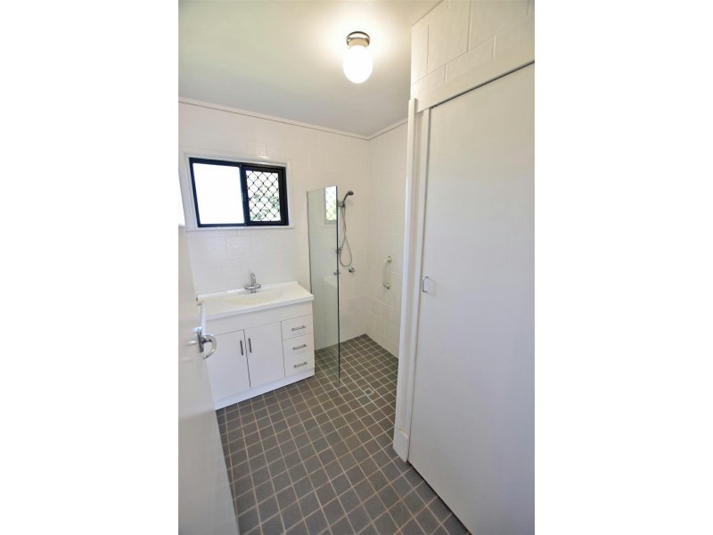 3 Evelyn Street, Kallangur QLD 4503