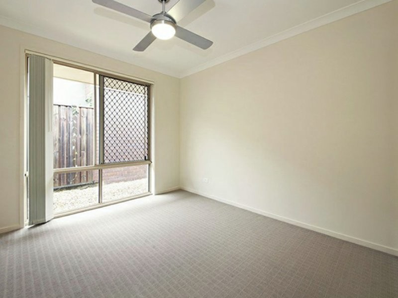 6 Central Green Drive, Narangba QLD 4504