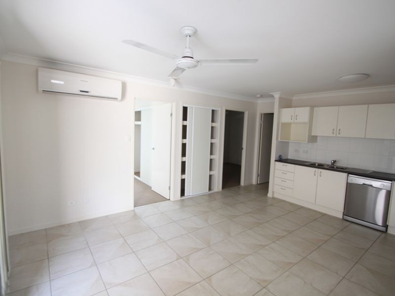 2/31 Water Street, Kallangur QLD 4503