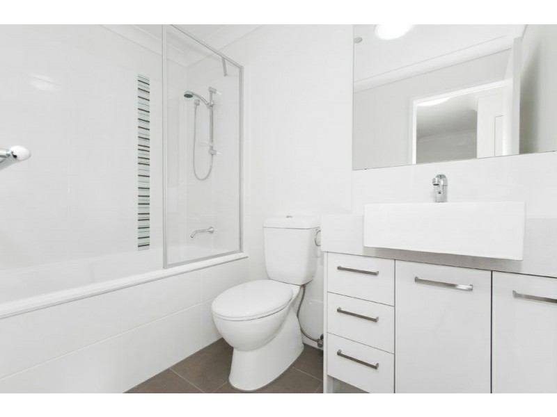 Unit 100/1 Lamington Road, Mango Hill QLD 4509