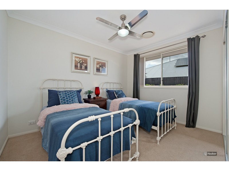 8 Troon Street, North Lakes QLD 4509
