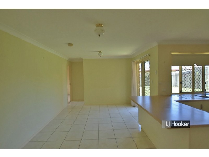 4 Sassafras Street, Morayfield QLD 4506