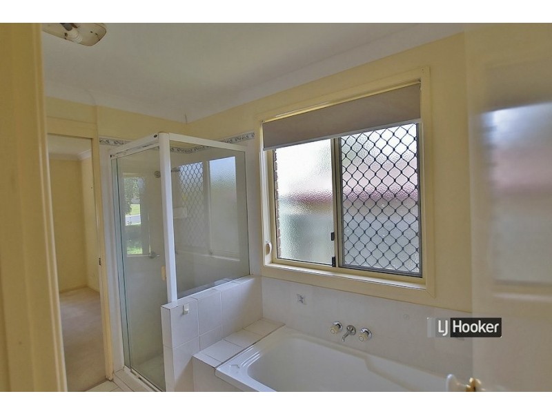 4 Sassafras Street, Morayfield QLD 4506