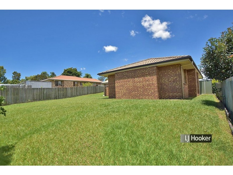 4 Sassafras Street, Morayfield QLD 4506