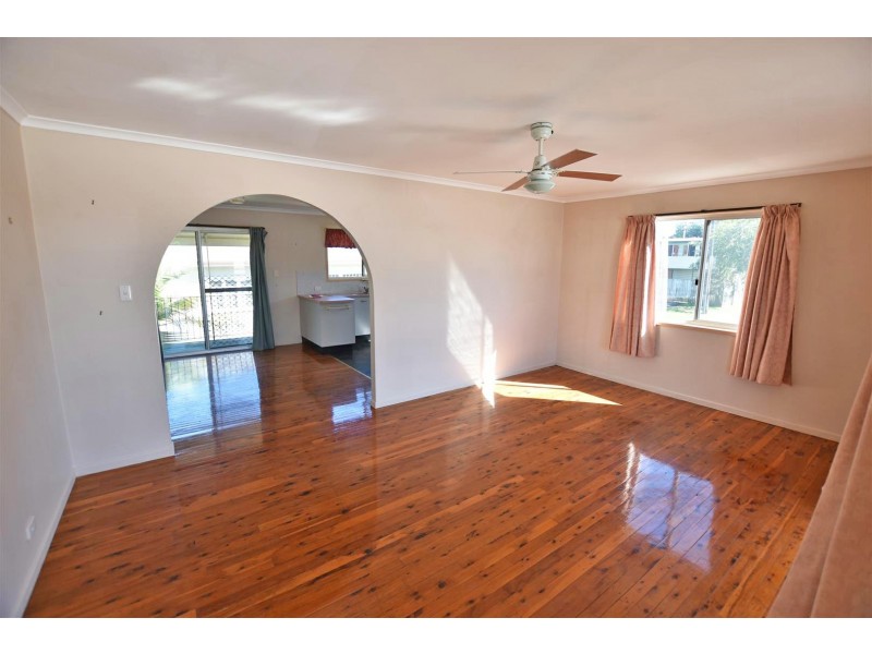 5 Hedge Street, Strathpine QLD 4500