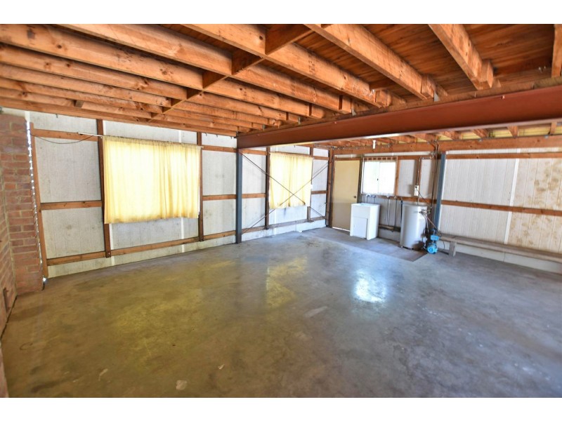 5 Hedge Street, Strathpine QLD 4500