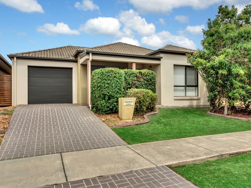 7 Freeman Street, North Lakes QLD 4509