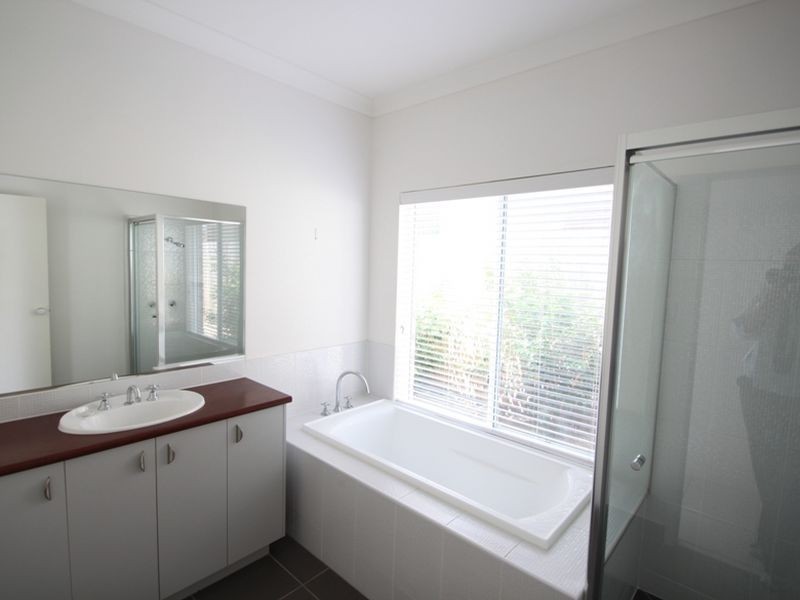 29 Kangaroo Street, North Lakes QLD 4509