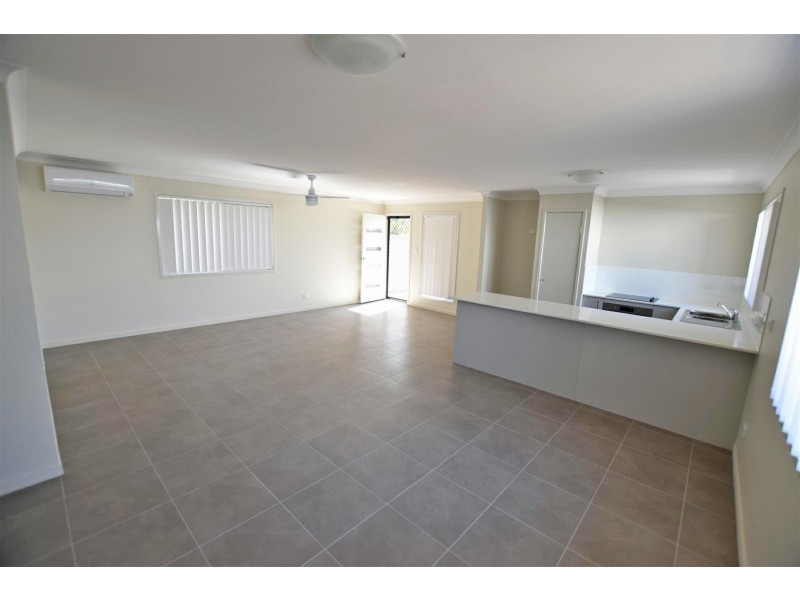 Unit 1/45 Old Dayboro Road, Petrie QLD 4502
