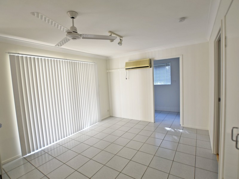 11 Orchid Ave, Kallangur QLD 4503