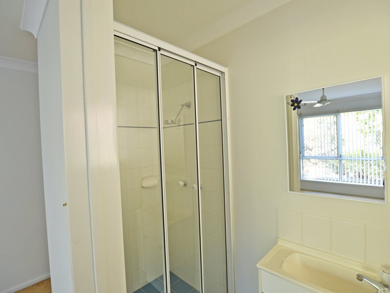 11 Orchid Ave, Kallangur QLD 4503