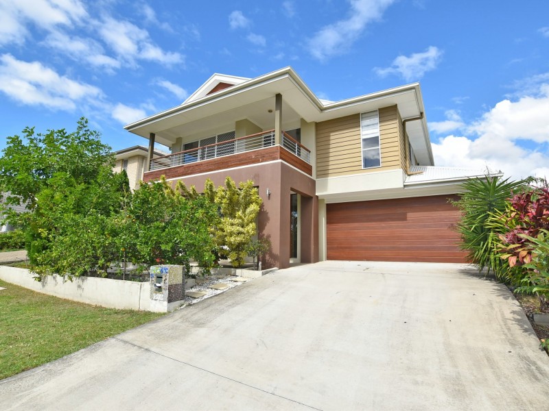 6 Cowen Terrace, North Lakes QLD 4509