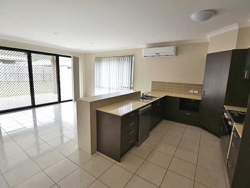 23 Edmund Circuit, North Lakes QLD 4509