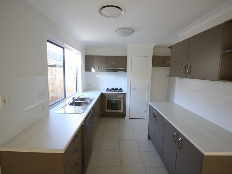 13 Trump Circuit, North Lakes QLD 4509
