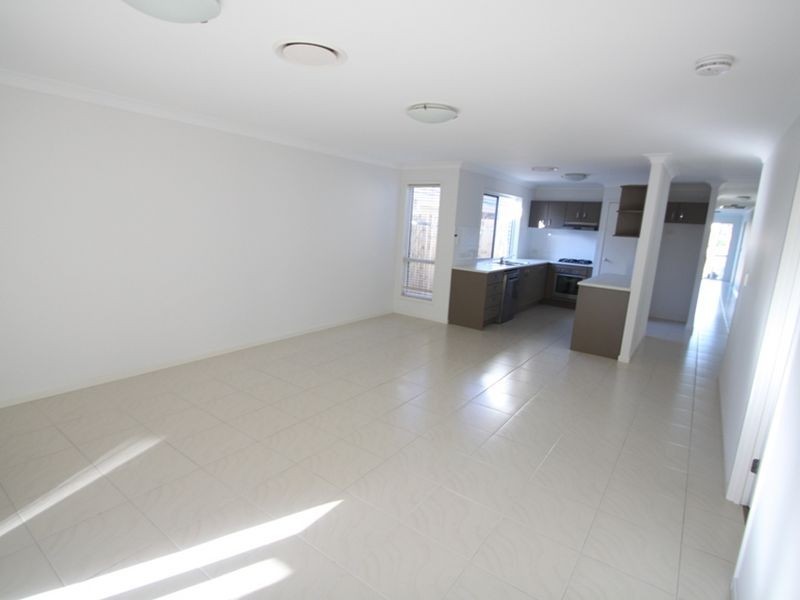 13 Trump Circuit, North Lakes QLD 4509