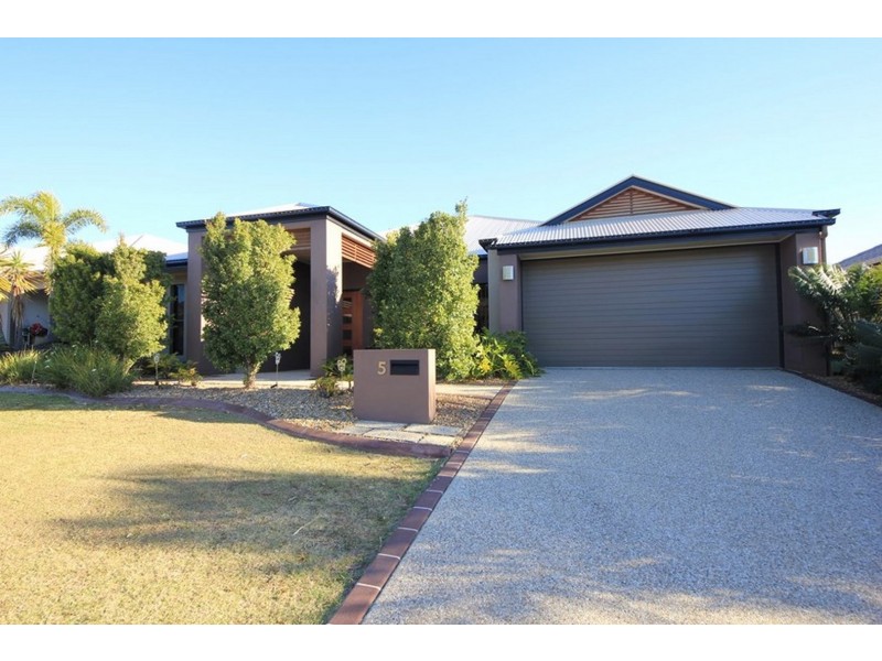 5 Planigale Circuit, North Lakes QLD 4509