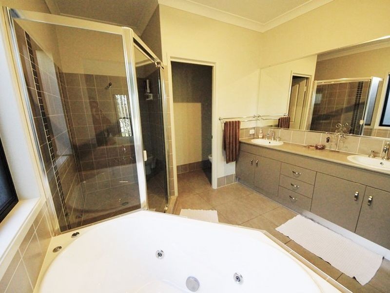 5 Planigale Circuit, North Lakes QLD 4509