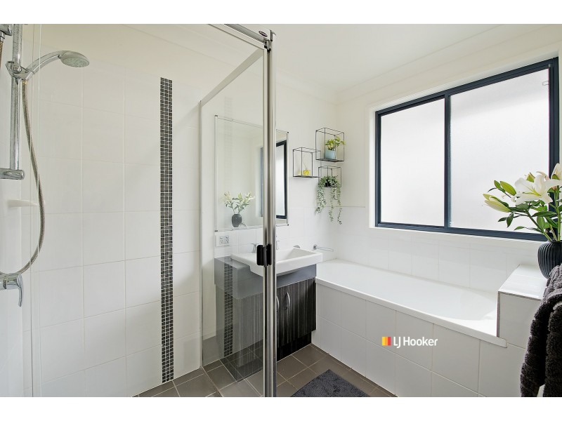 30A Diane Parade, Kallangur QLD 4503