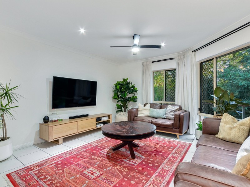 6 Lakeview Court, Joyner QLD 4500