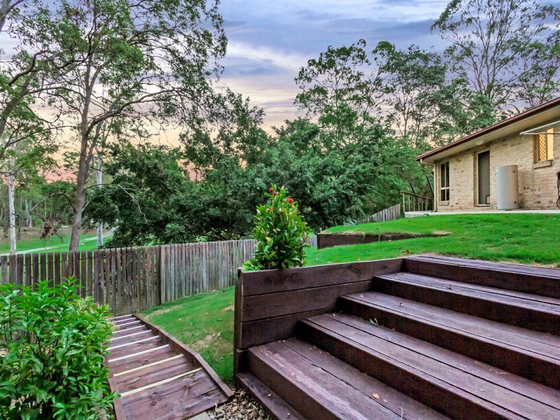 6 Lakeview Court, Joyner QLD 4500