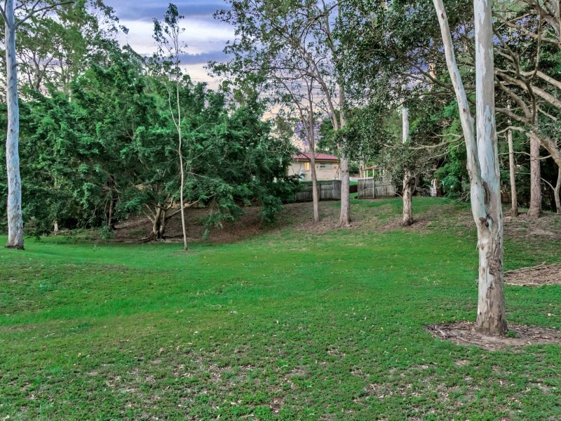 6 Lakeview Court, Joyner QLD 4500